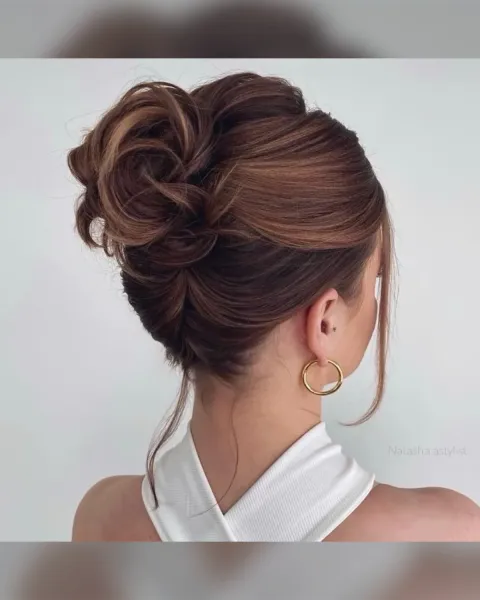 30 Easy and Elegant Updo Ideas for Short Hair