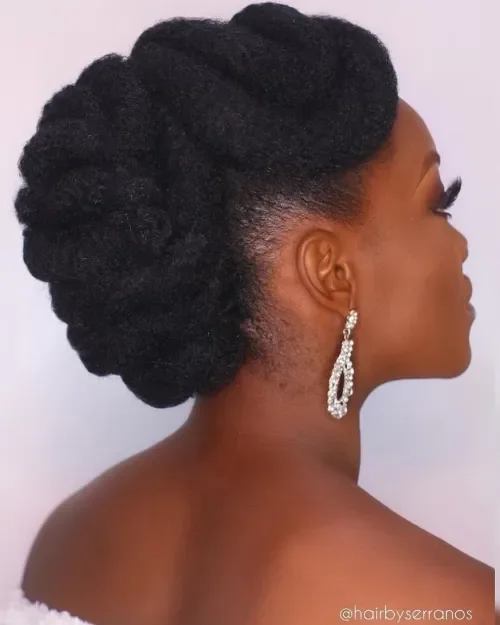 Large Low Bun With Pinch Volume