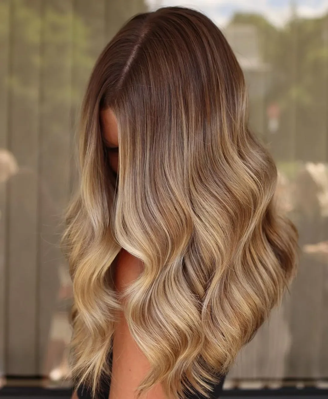 Warm Blonde Caramel Wave Layers