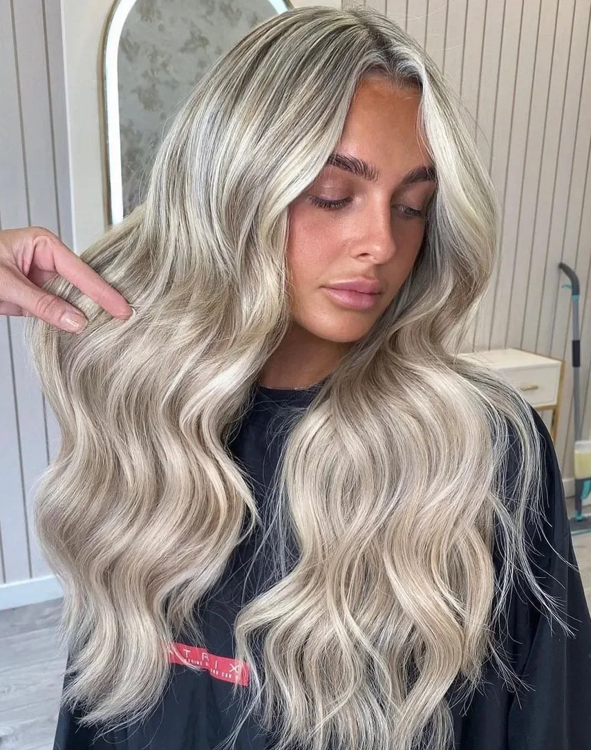 Blended Platinum Loose Wave Flow
