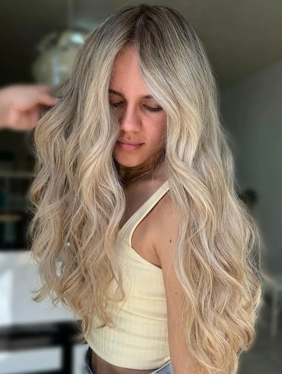 Pale Blonde Beach Wave Lob