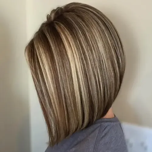 90s-Inspired Blonde Ribbon Lob