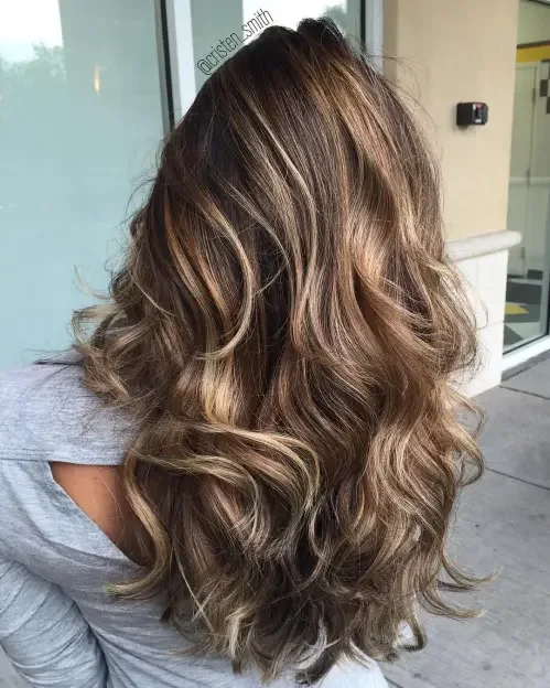 Long Bronde Waves With Curtain Strands