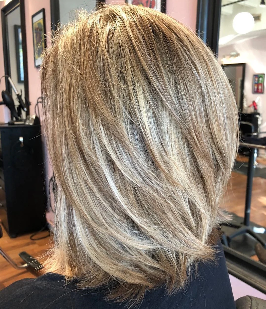 Chic Blonde Balayage Lob