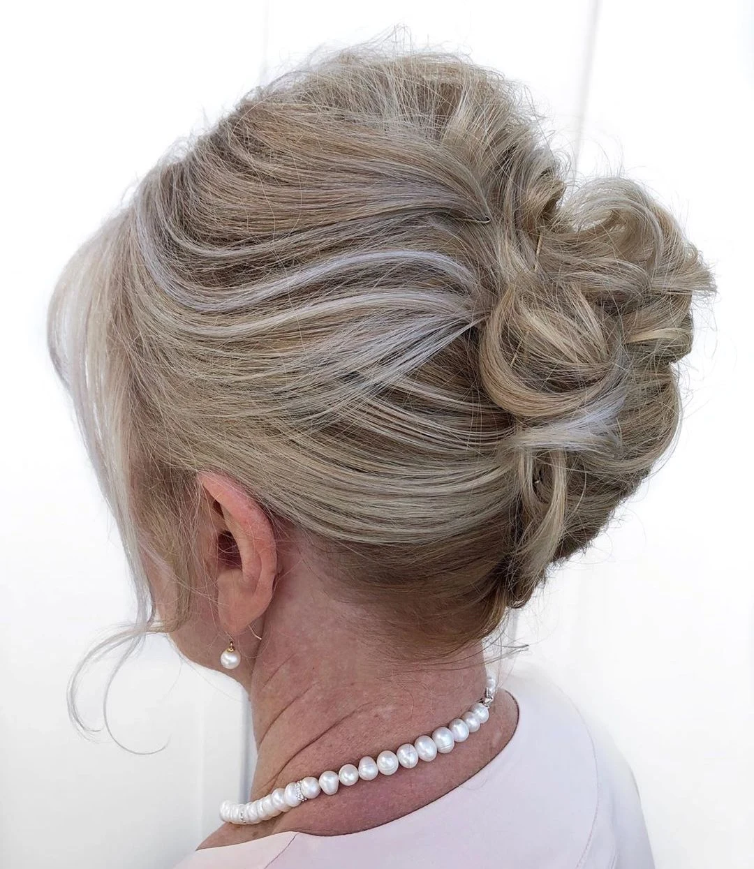 Silver Bun With Rolled Crown