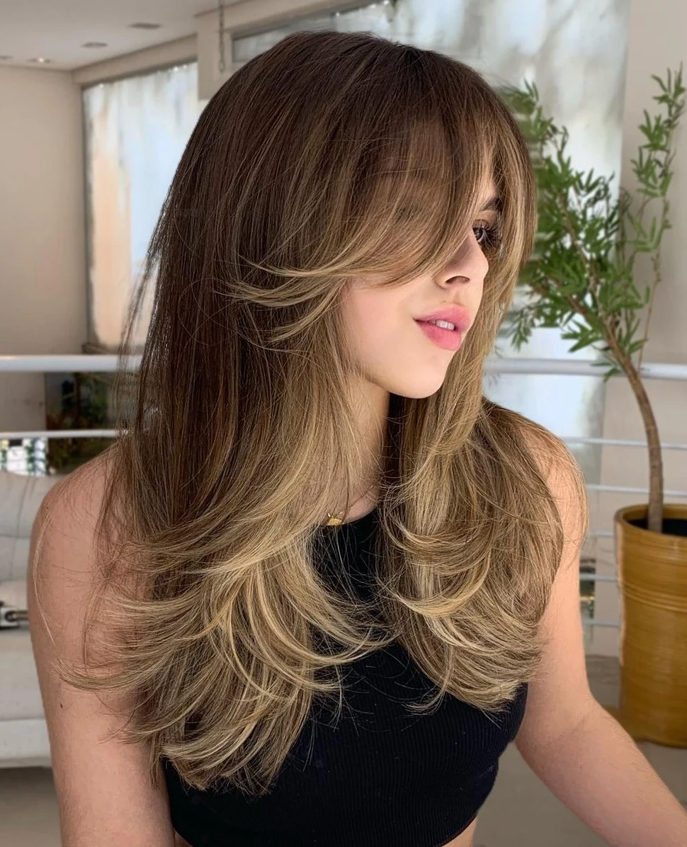 Side-Parted Feathered Golden Lob
