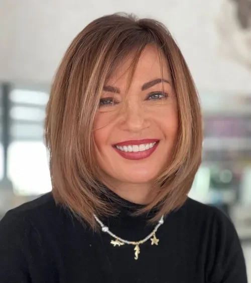 Modern Chin-Length Rachel Cut