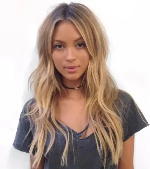 Center-Parted Beach Blonde Waves