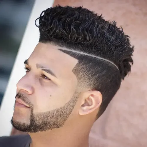 Crisp Razor Line Curly Top