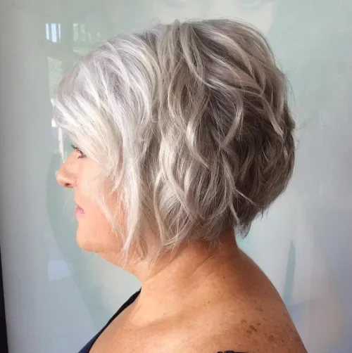 Loose Waves Haircut With Defined Shape