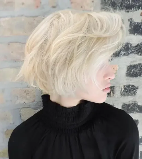 Creamy Blonde Side-Part Bob