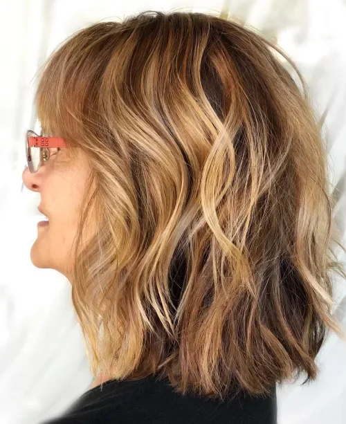 Layered Wavy Lob With Movement