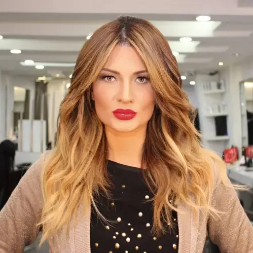 Warm Blonde With Brown Root Waves