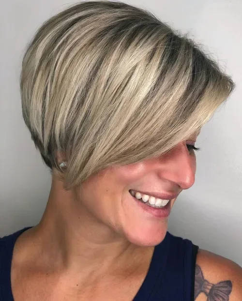 Ash Blonde Side-Part Pixie