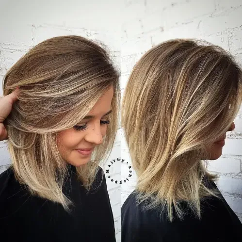 Honey Blonde Side-Parted Bob