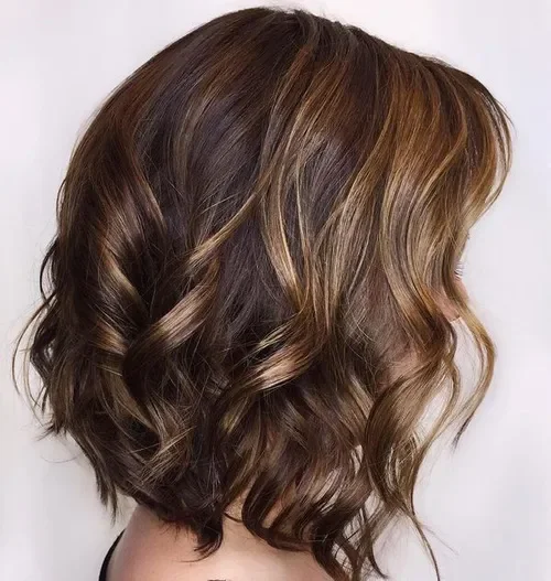 Shoulder-Length Caramel Lift Bob