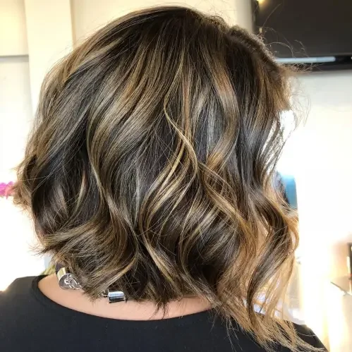 Shoulder-Grazing Balayage Curl Lob
