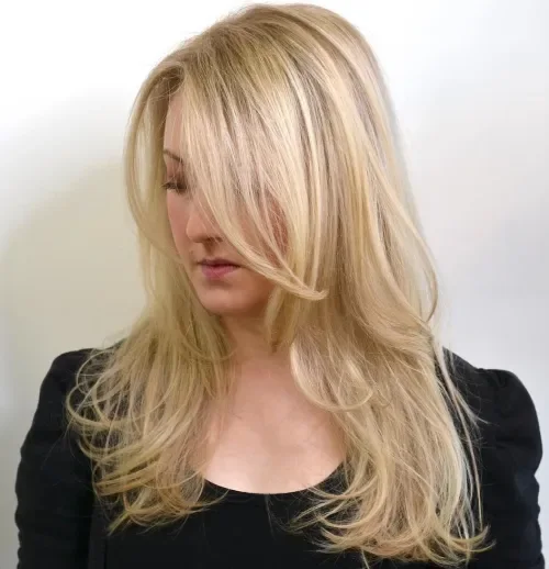 Long Two-Tier Hair With Side Bangs