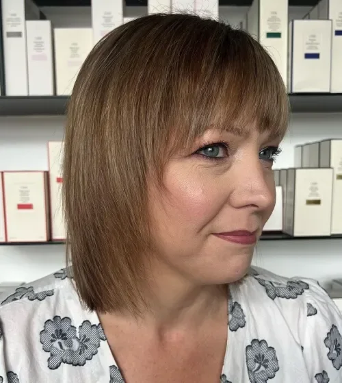 Chestnut Brown Straight Bob