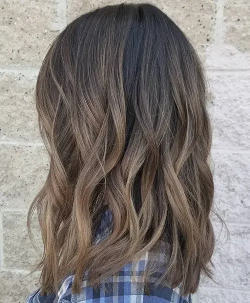 Ash Bronde Shadow Roots Waves