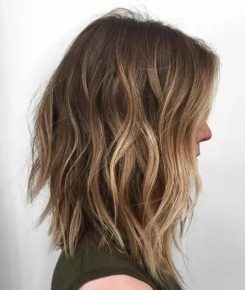 Caramel Bronde Vertical Wave Cut