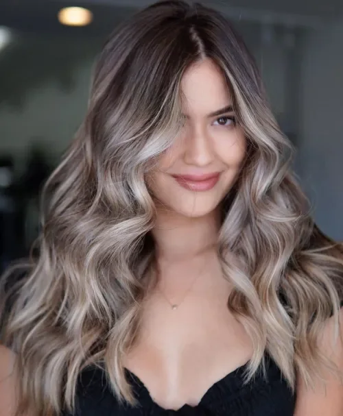 Lived-In Ash Bronde Beach Waves