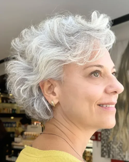 Curls On The High-Set Pixie