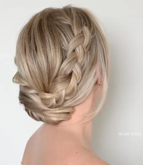 Loose Knot With Braided Crown