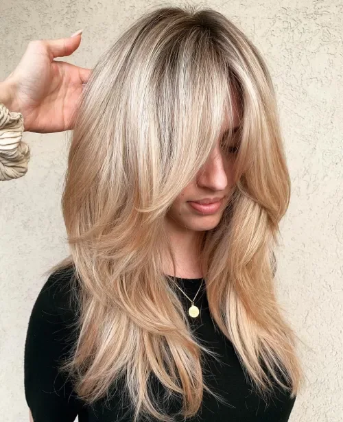 Feathered Center Bangs Lob